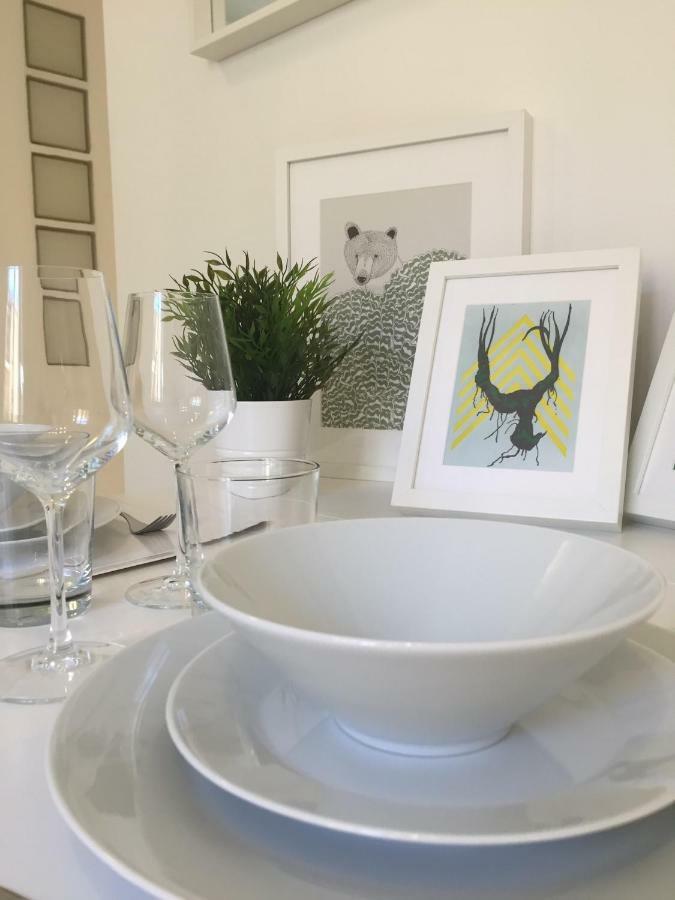 La Taniere De L'ours Blanc Aubagne-cassis-aix En Provence * Aubagne